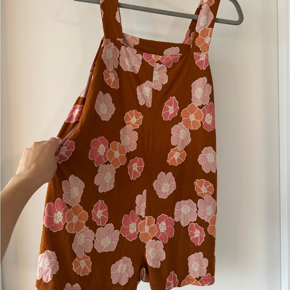 Ava Sky Ilima romper - Picture 2 of 4